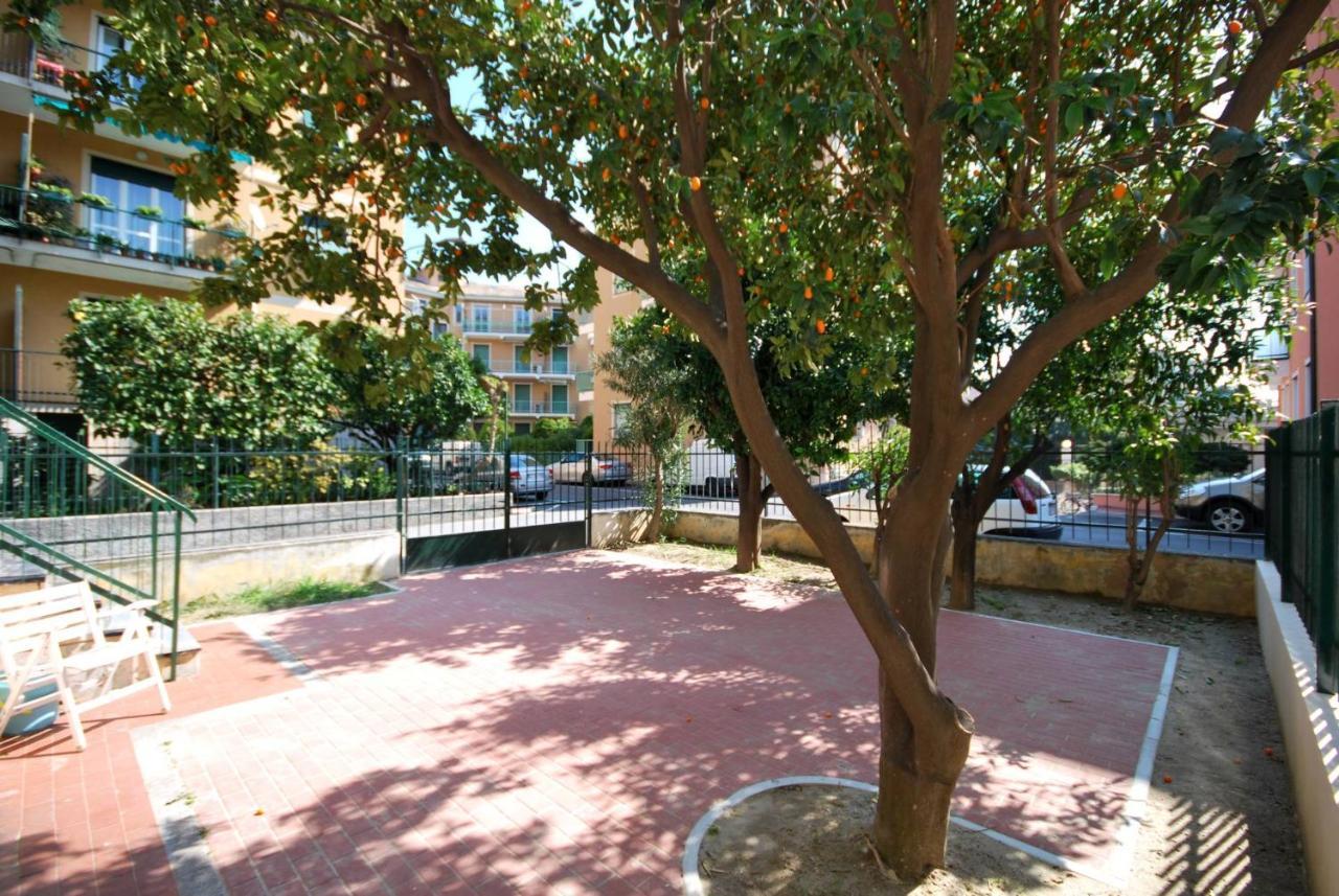 Appartamenti Con Giardino E Posto Auto Per Famiglie Finale Ligure Εξωτερικό φωτογραφία